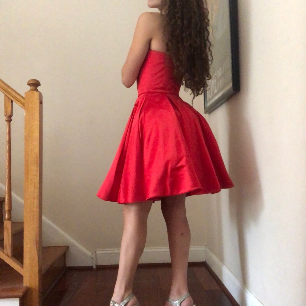 SHERRI HILL SWEETHEART DRESS